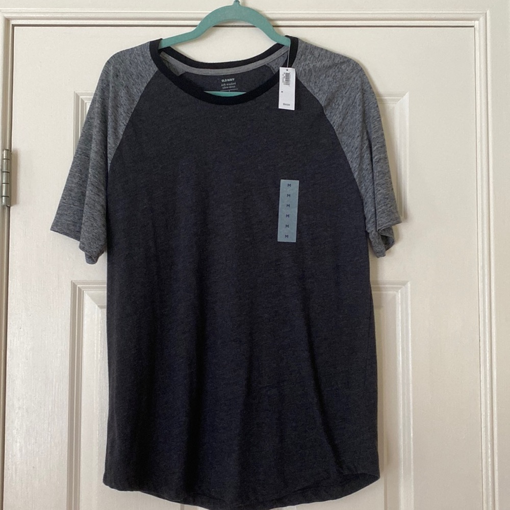Old Navy two toned short sleeve t-shirt